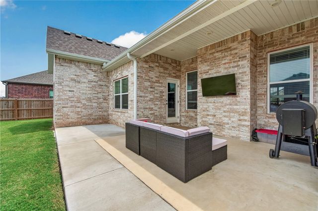 5922 Lavender Avenue, Springdale, AR 72762