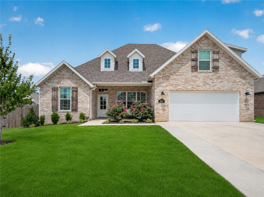 5922 Lavender Avenue, Springdale, AR 72762