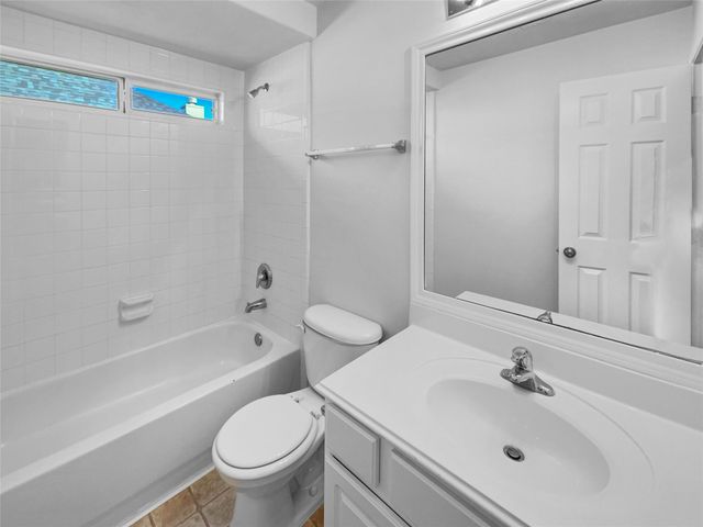 622 Manchester Trail Drive, Spring, TX 77373