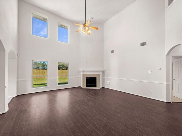 622 Manchester Trail Drive, Spring, TX 77373