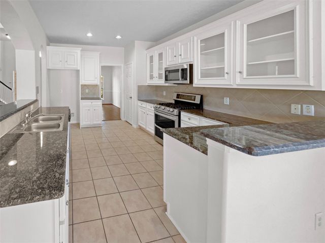 622 Manchester Trail Drive, Spring, TX 77373