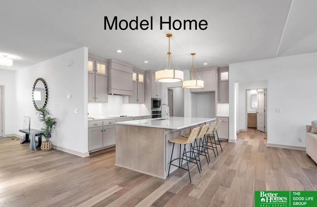 10304 S 191 Avenue, Omaha, NE 68136