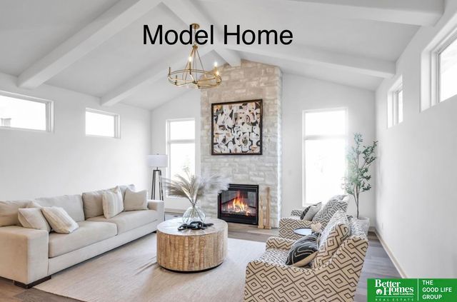 10304 S 191 Avenue, Omaha, NE 68136