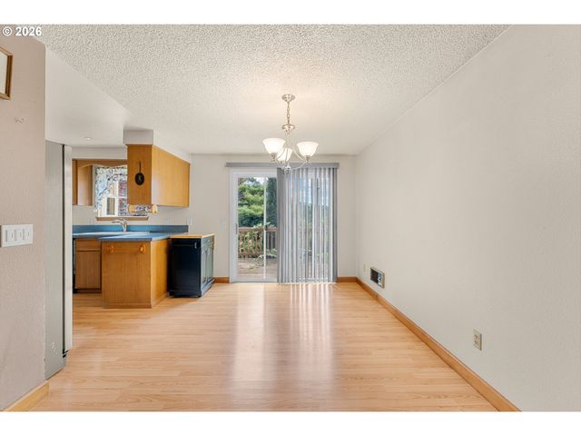 23163 Se VAN CUREN Rd, Eagle Creek, OR 97022
