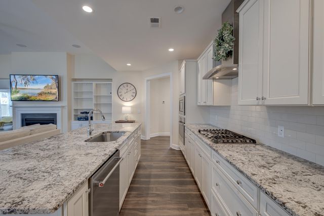 2077 Barn Swallow Road, Summerville, SC 29483