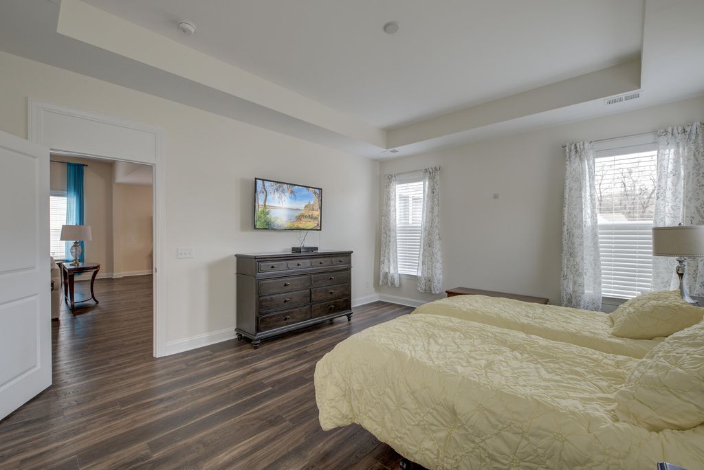 Image 16 of property listing at 2077 Barn Swallow Road, Summerville, SC 29483