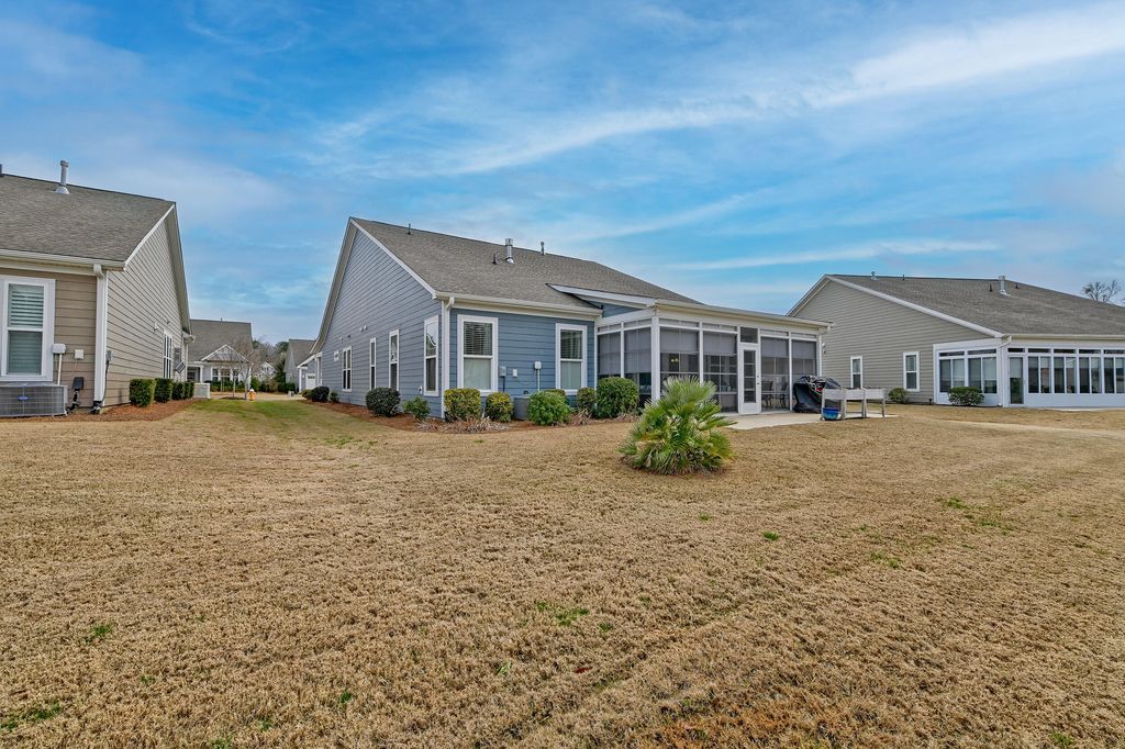 Image 26 of property listing at 2077 Barn Swallow Road, Summerville, SC 29483