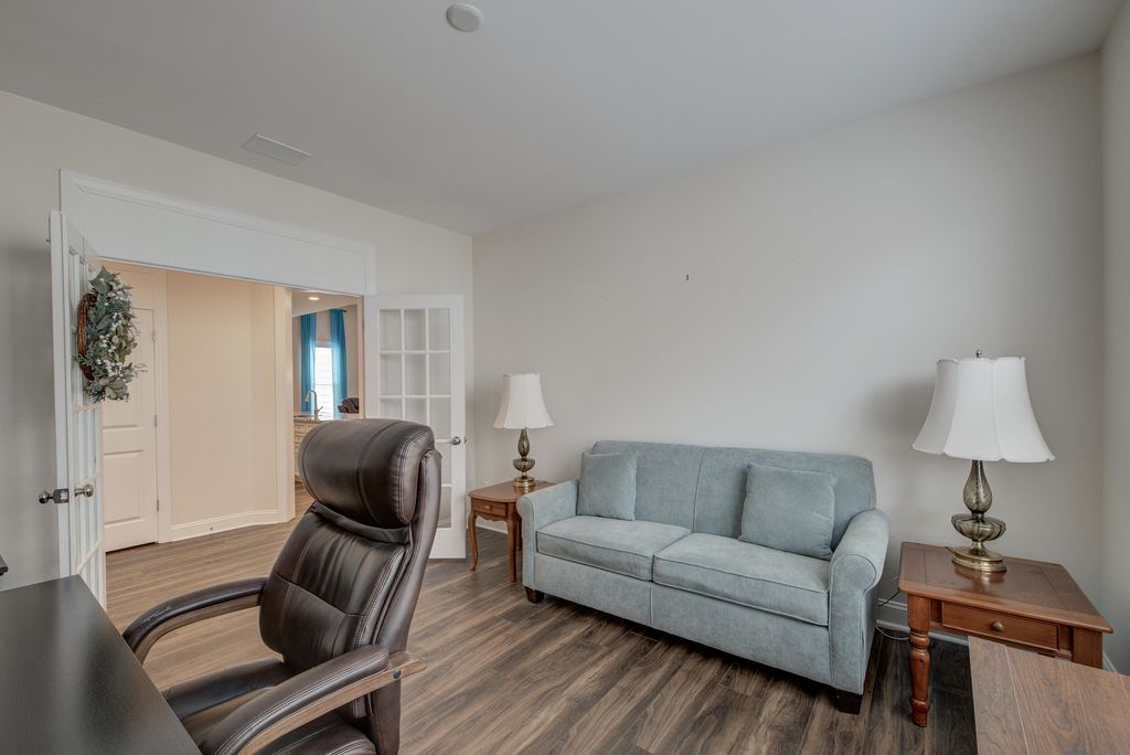 Image 34 of property listing at 2077 Barn Swallow Road, Summerville, SC 29483