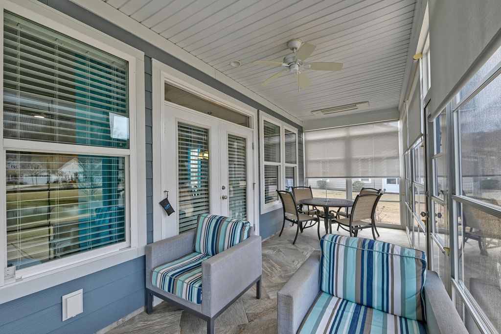 Image 44 of property listing at 2077 Barn Swallow Road, Summerville, SC 29483