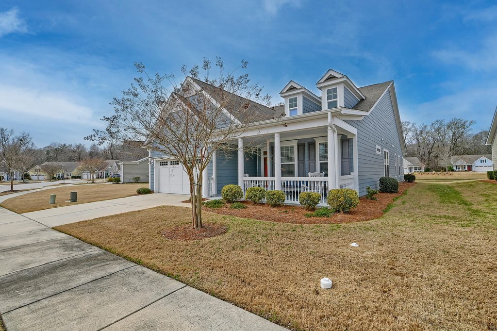 Image 47 of property listing at 2077 Barn Swallow Road, Summerville, SC 29483