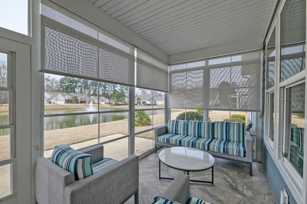 Image 7 of property listing at 2077 Barn Swallow Road, Summerville, SC 29483