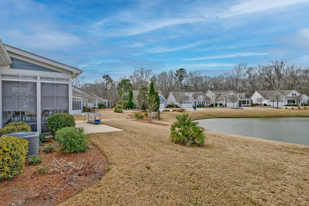 Image 8 of property listing at 2077 Barn Swallow Road, Summerville, SC 29483