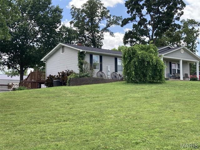 5352 Saint Louis Rock Road, Villa Ridge, MO 63089