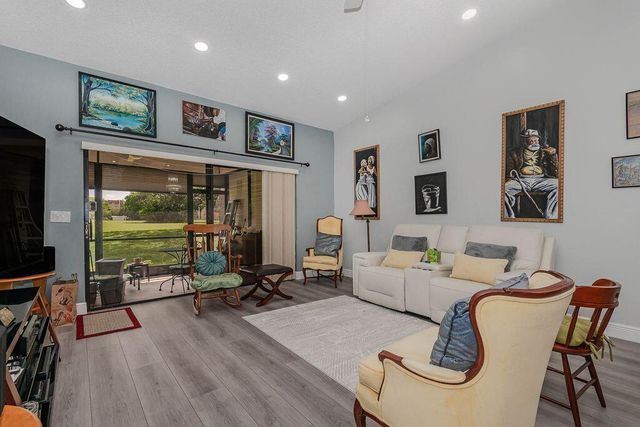 3459 Inverrary W 3459, Lauderhill, FL 33319