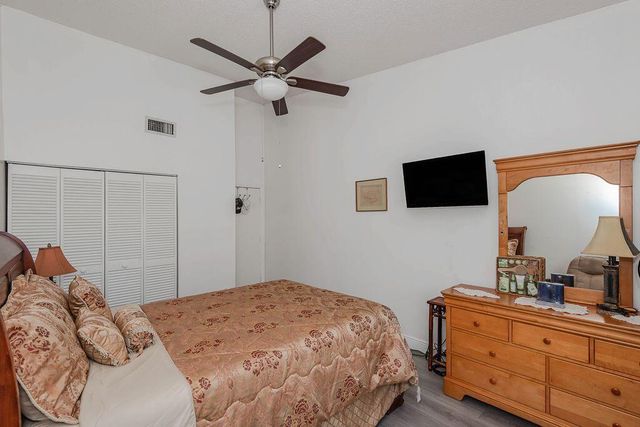 3459 Inverrary W 3459, Lauderhill, FL 33319