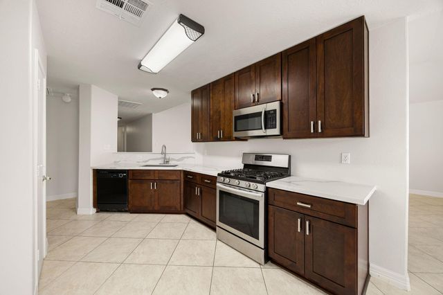 29123 Foxingham Circle, Spring, TX 77386