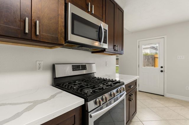 29123 Foxingham Circle, Spring, TX 77386