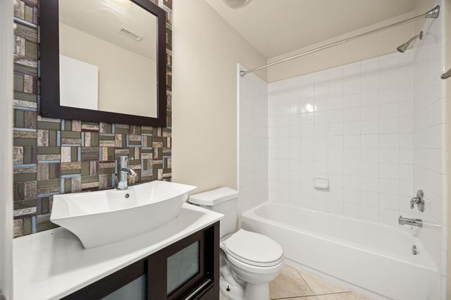 29123 Foxingham Circle, Spring, TX 77386