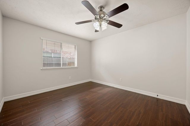 29123 Foxingham Circle, Spring, TX 77386