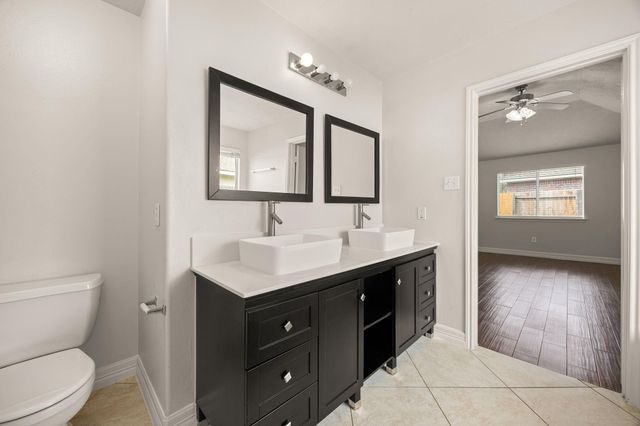 29123 Foxingham Circle, Spring, TX 77386