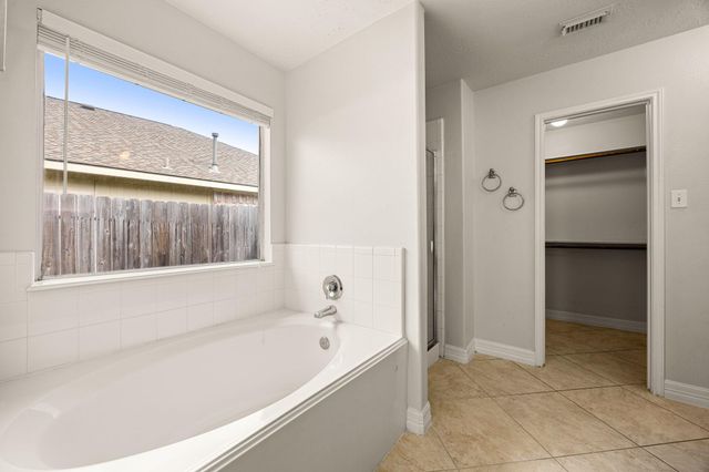 29123 Foxingham Circle, Spring, TX 77386