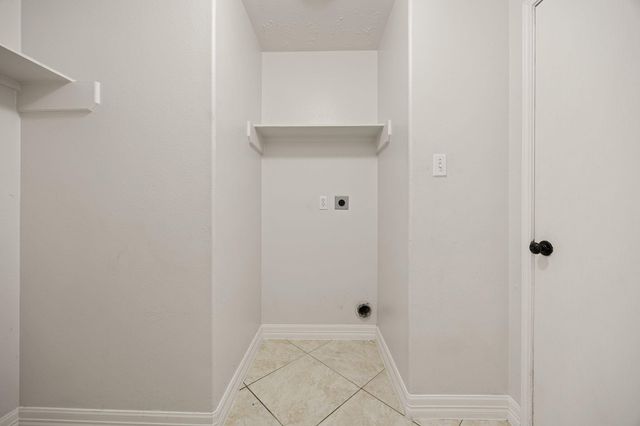 29123 Foxingham Circle, Spring, TX 77386