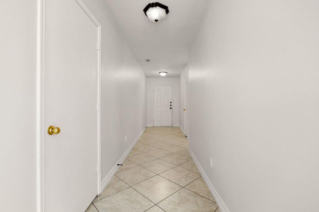 29123 Foxingham Circle, Spring, TX 77386