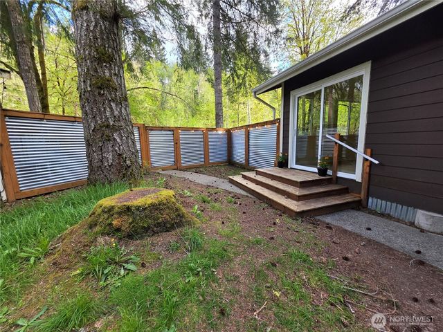 130 NE Evergreen Drive, Tahuya, WA 98588
