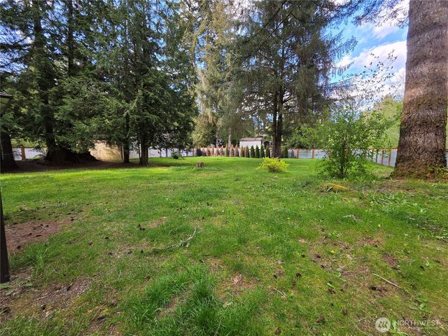 130 NE Evergreen Drive, Tahuya, WA 98588