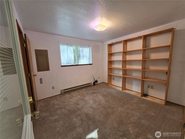 130 NE Evergreen Drive, Tahuya, WA 98588