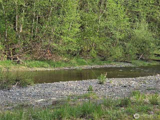 130 NE Evergreen Drive, Tahuya, WA 98588