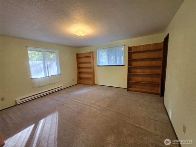 130 NE Evergreen Drive, Tahuya, WA 98588