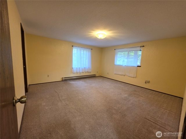 130 NE Evergreen Drive, Tahuya, WA 98588