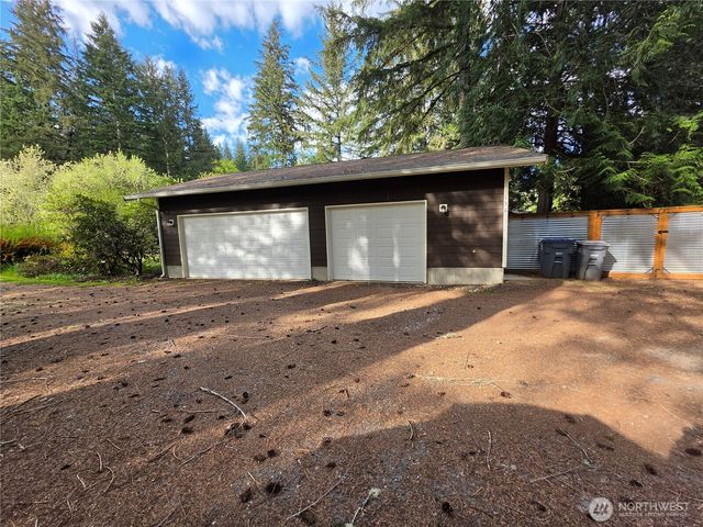 130 NE Evergreen Drive, Tahuya, WA 98588