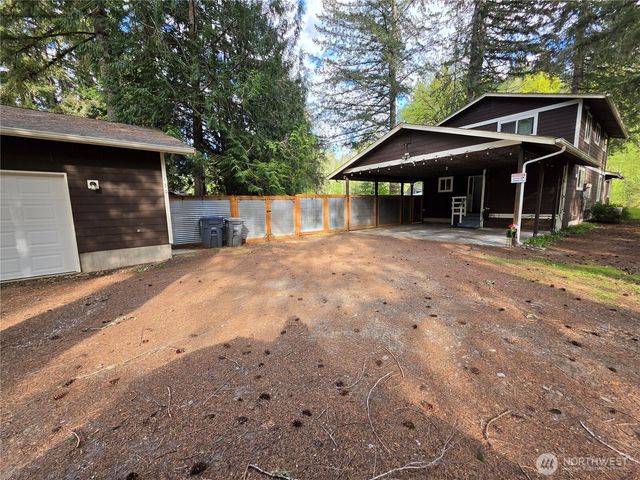 130 NE Evergreen Drive, Tahuya, WA 98588