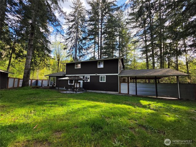130 NE Evergreen Drive, Tahuya, WA 98588
