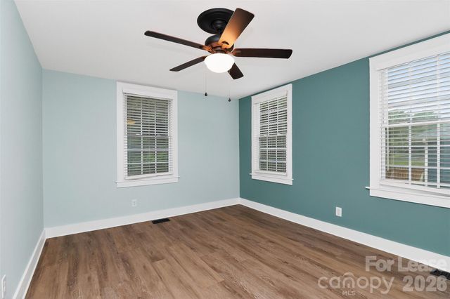 903 W Sixth Avenue B, Gastonia, NC 28052
