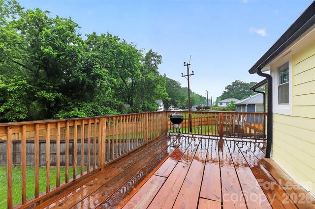 903 W Sixth Avenue B, Gastonia, NC 28052