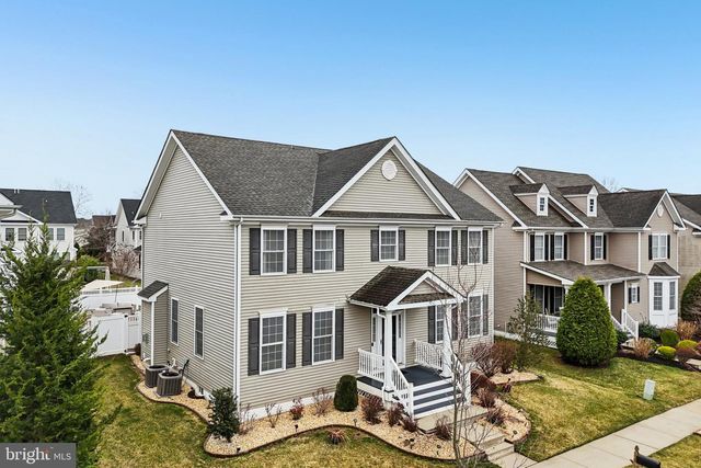 6 ALLUVIAL DR, Chesterfield, NJ 08515