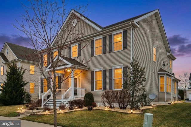 6 ALLUVIAL DR, Chesterfield, NJ 08515