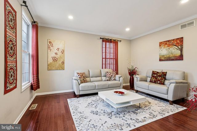 6 ALLUVIAL DR, Chesterfield, NJ 08515