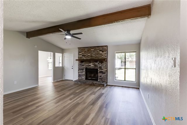 2001 Sunset Street, Killeen, TX 76543