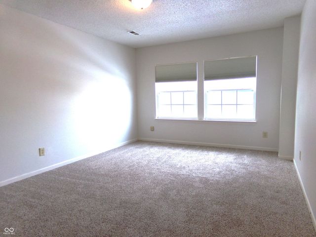 10405 Splendor Way, Indianapolis, IN 46234