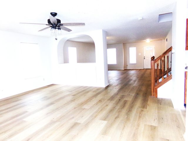 10405 Splendor Way, Indianapolis, IN 46234