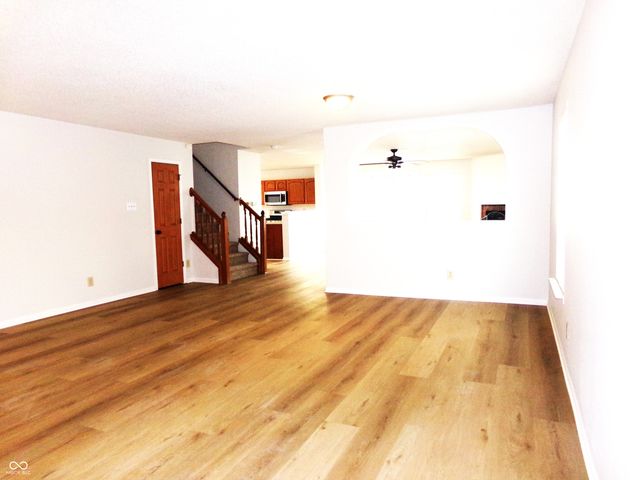 10405 Splendor Way, Indianapolis, IN 46234