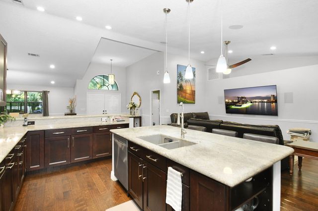 1225 SW Magnolia Bluff Drive, Palm City, FL 34990