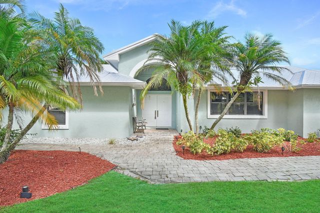 1225 SW Magnolia Bluff Drive, Palm City, FL 34990