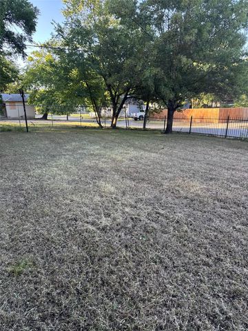 5300 Ash Lane, Dallas, TX 75223
