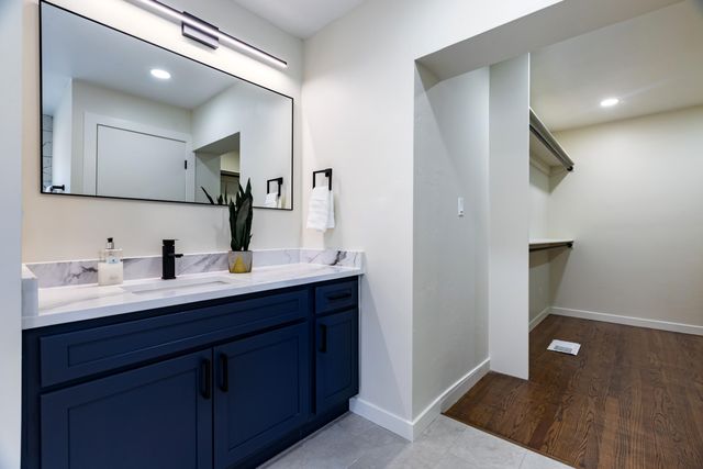 701 Solano Drive SE, Albuquerque, NM 87108
