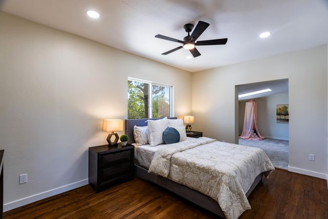 701 Solano Drive SE, Albuquerque, NM 87108